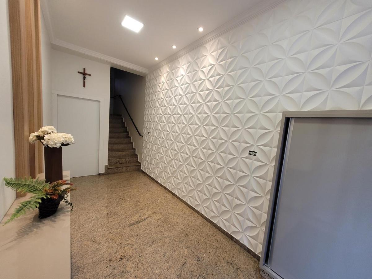 Hotel Lambert Камбуи Екстериор снимка